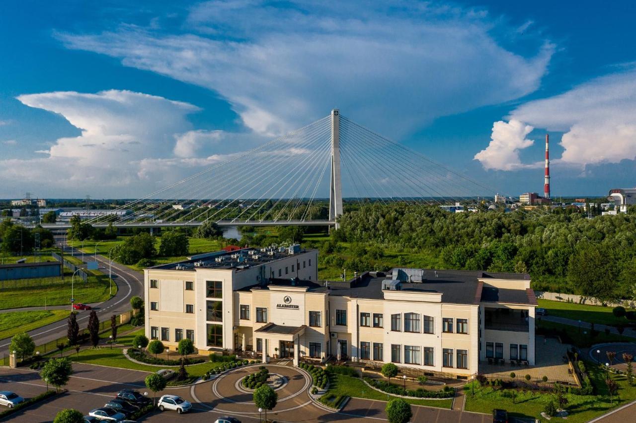 Alabaster Rezydencja Rzeszow Bagian luar foto